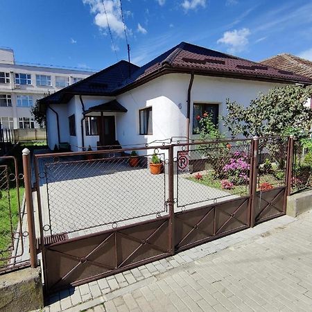 Casa Marina Guest House Călimăneşti Eksteriør bilde